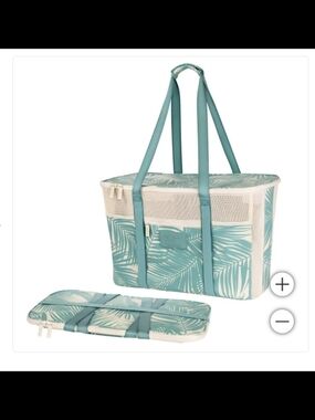 Aloha + CleverMade Collapsible Beach Tote
